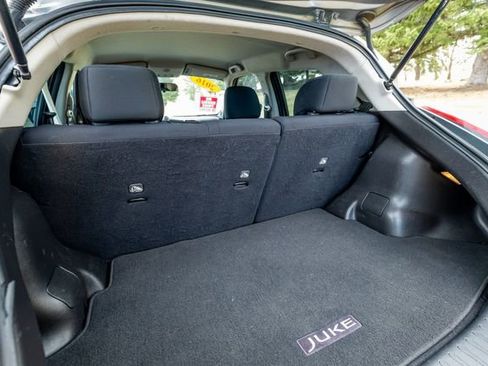 Used 2016 Nissan Juke S image 10