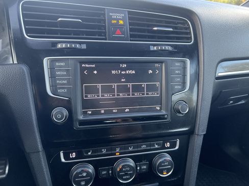 Used 2016 Volkswagen GTI Autobahn w/ Lighting Package (SEL) FWD image 20