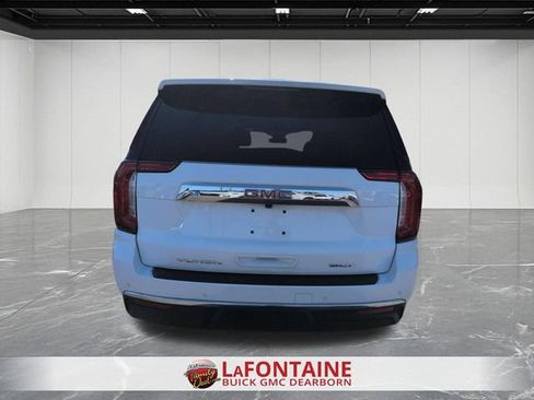 Used 2023 GMC Yukon SLT w/ SLT Luxury Package AWD/4WD image 7