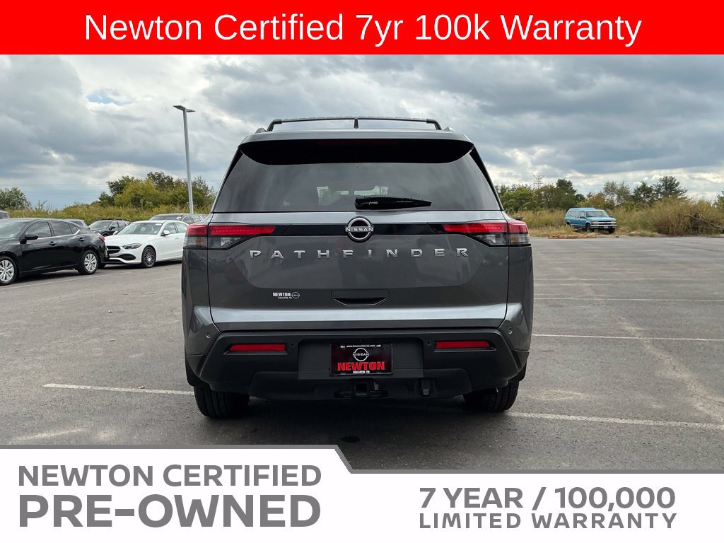 Used 2025 Nissan Pathfinder SV w/ SV Premium Package FWD image 5