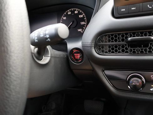 Certified 2024 Honda HR-V LX image 24