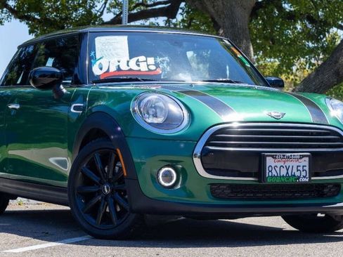 Used 2020 MINI Cooper 2-Door Hardtop image 11