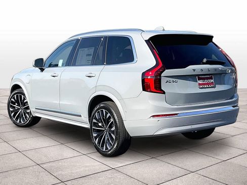 New 2026 Volvo XC90 T8 Ultra w/ Protection Package Premier image 3