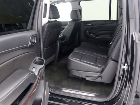 Used 2017 GMC Yukon XL SLT w/ Open Road Package image 22