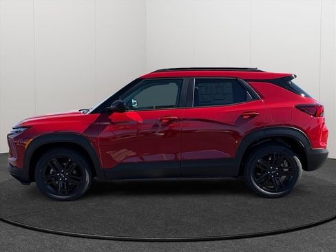 New 2026 Chevrolet TrailBlazer LT w/ Convenience Package FWD image 2