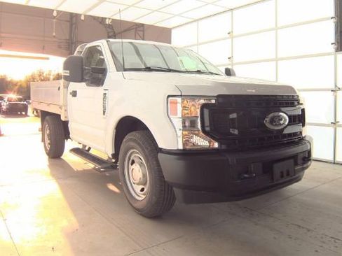 Used 2022 Ford F250 XL w/ Power Equipment Group RWD image 1