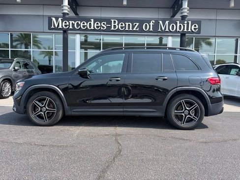 Used 2023 Mercedes-Benz GLB 250 w/ AMG Line image 1