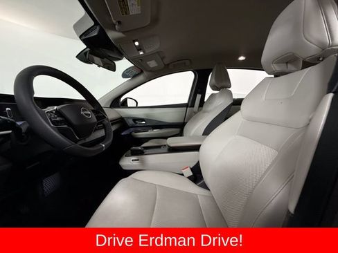 Used 2023 Nissan Ariya FWD image 6