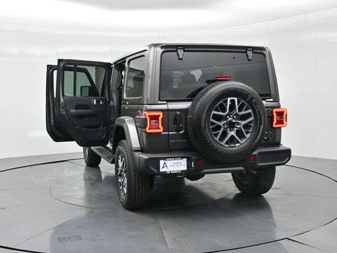New 2026 Jeep Wrangler Sahara image 32