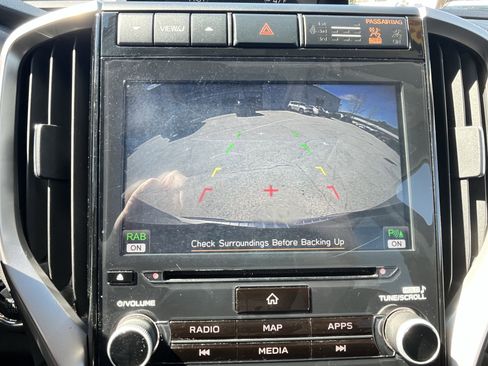 Used 2021 Subaru Ascent Touring AWD/4WD image 25