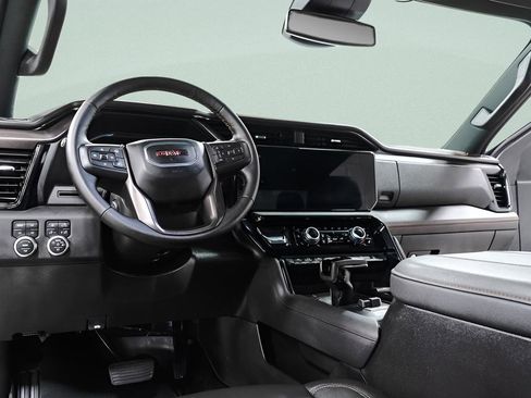 Used 2025 GMC Sierra 1500 AT4 AWD/4WD image 27