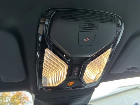 New 2026 BMW X5 sDrive40i w/ Premium Package image 28