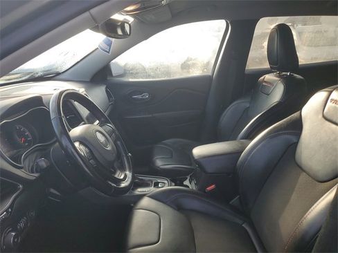 Used 2021 Jeep Cherokee Trailhawk w/ Comfort & Convenience Group image 18