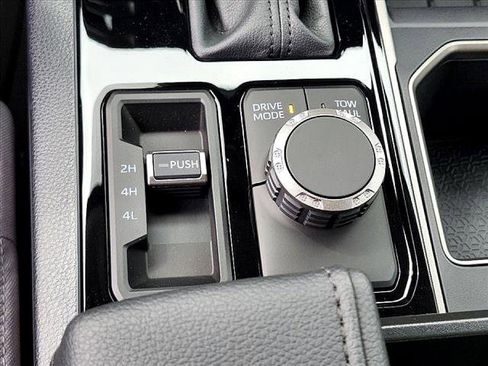 New 2024 Toyota Tundra SR5 image 11