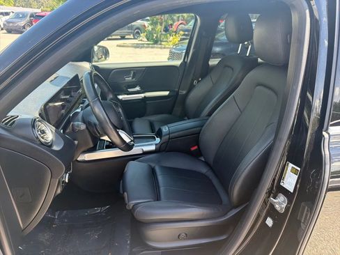 Used 2024 Mercedes-Benz EQB 250+ image 10