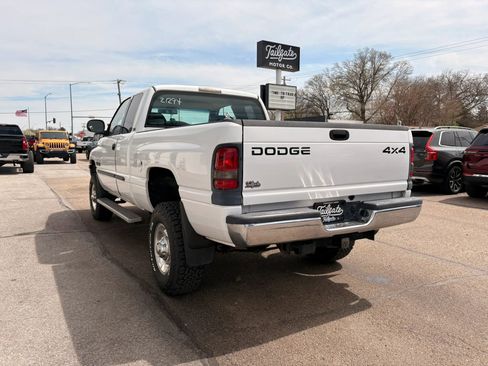Used 2002 Dodge Ram 2500 Truck 4x4 Quad Cab image 4