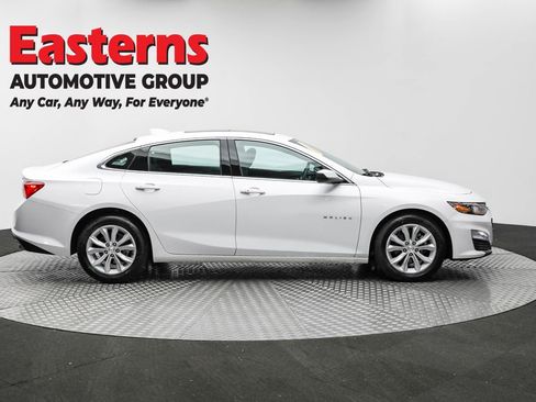 Used 2024 Chevrolet Malibu LT image 4