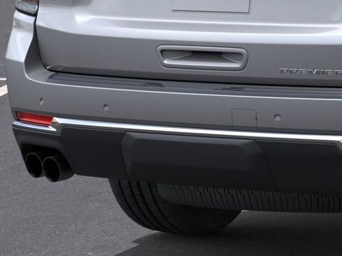 New 2026 Chevrolet Suburban Premier RWD image 14