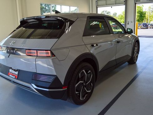 Certified 2023 Hyundai Ioniq 5 SEL w/ Cargo Package AWD/4WD image 7