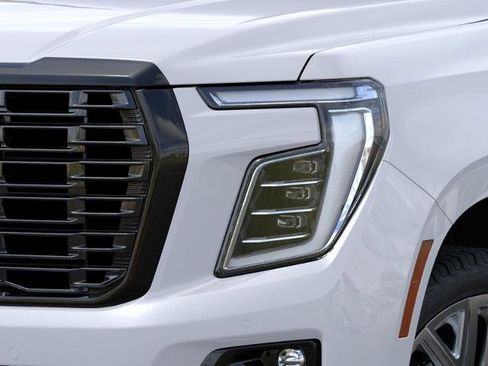 New 2026 GMC Yukon XL Denali Ultimate w/ LPO, Floor Liner Package AWD/4WD image 10