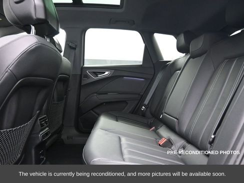 Used 2024 Audi Q4 e-tron Prestige w/ Black Optic Package image 18