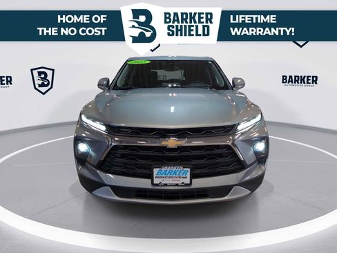 Used 2025 Chevrolet Blazer LT AWD/4WD image 4