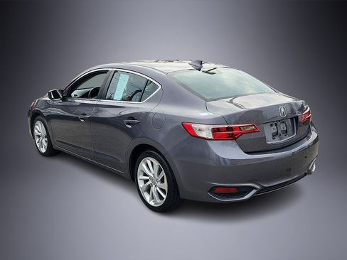 Certified 2017 Acura ILX w/ Premium Package image 4