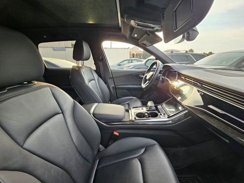 Used 2020 Audi Q7 3.0T Premium Plus w/ Premium Plus Package image 8