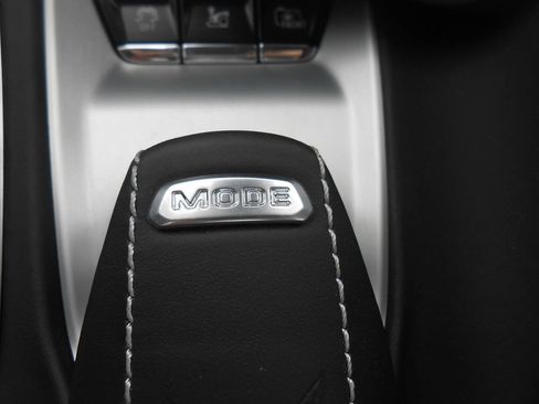 Used 2024 Chevrolet Corvette Z06 RWD image 23