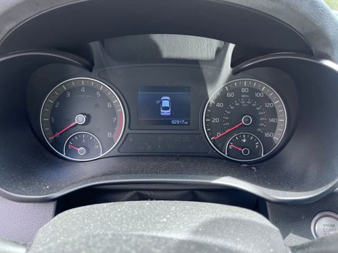 Used 2020 Kia Optima SE image 8