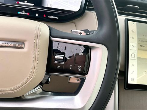 Used 2024 Land Rover Range Rover SE image 23