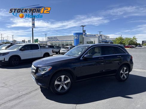 Used 2019 Mercedes-Benz GLC 300 4MATIC image 1