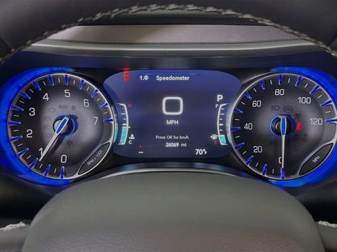Used 2025 Chrysler Pacifica Select FWD image 15
