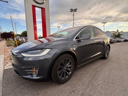Used 2017 Tesla Model X P100D AWD/4WD image 3