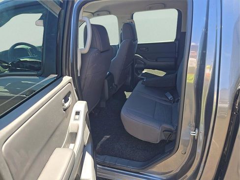 Used 2025 Nissan Frontier S RWD image 7