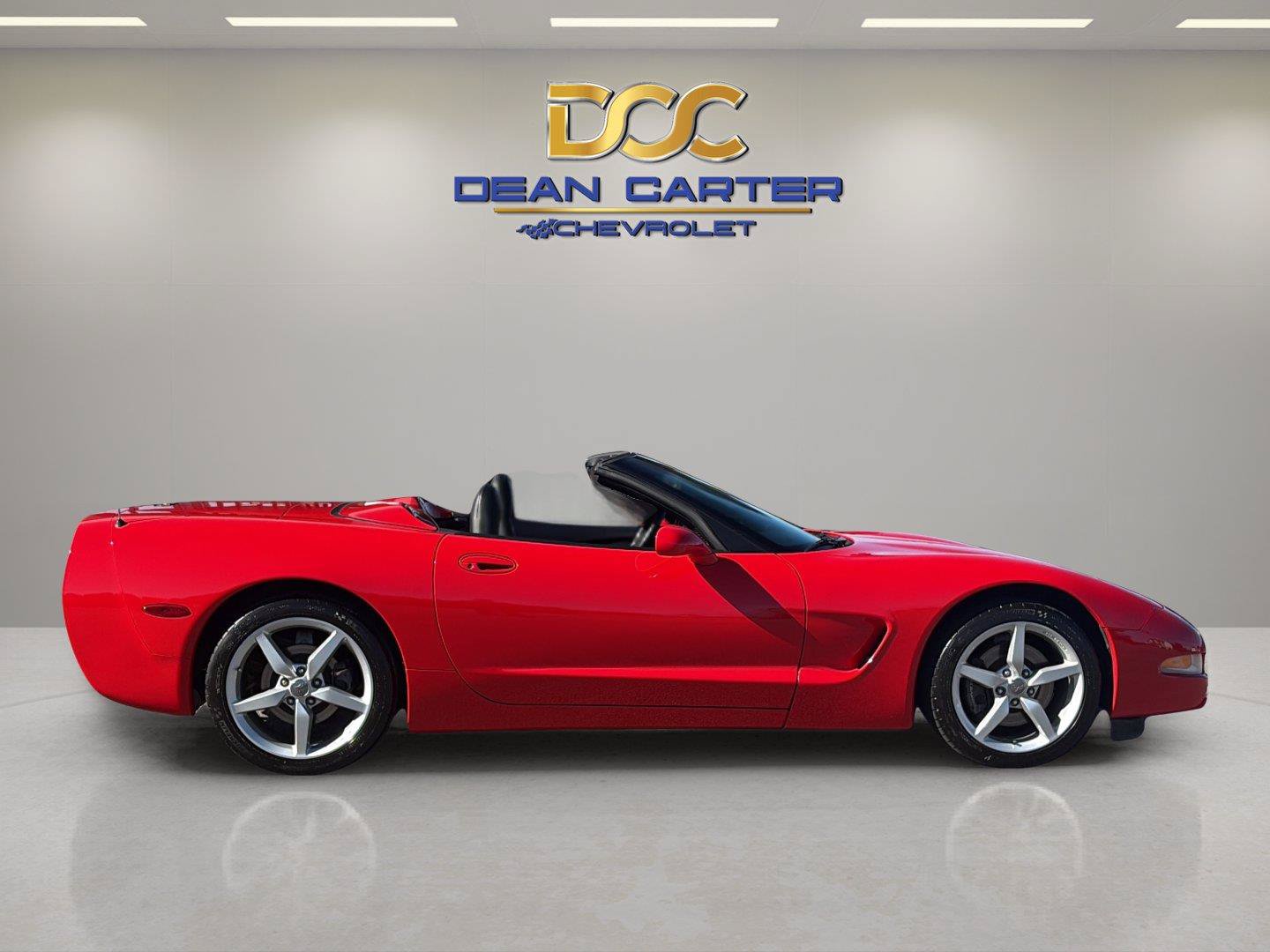 Used 1998 Chevrolet Corvette Convertible w/ Performance Handling Pkg RWD image 9