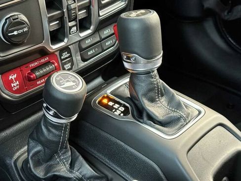 New 2026 Jeep Wrangler Unlimited Rubicon image 19