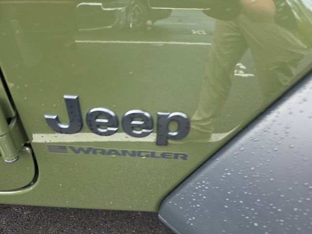 Used 2023 Jeep Wrangler Unlimited Sport AWD/4WD image 6