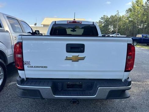 Used 2020 Chevrolet Colorado W/T RWD image 19