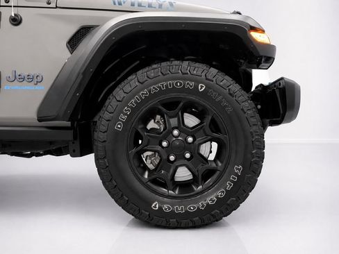 Used 2023 Jeep Wrangler Unlimited AWD/4WD image 5