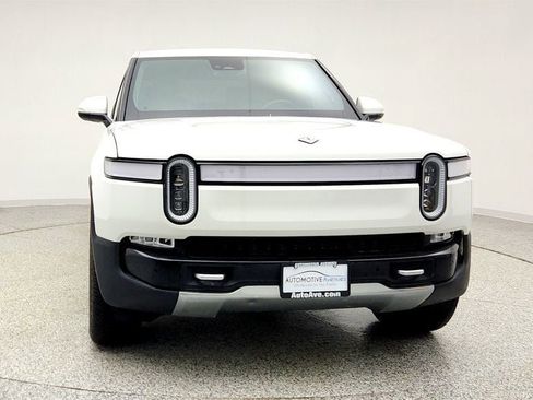 Used 2022 Rivian R1T Launch Edition image 2