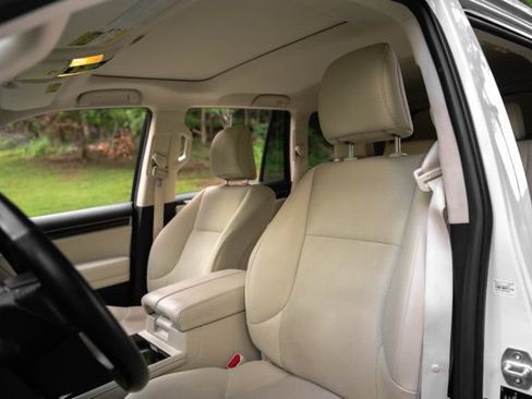 Used 2020 Lexus GX 460 AWD/4WD image 17