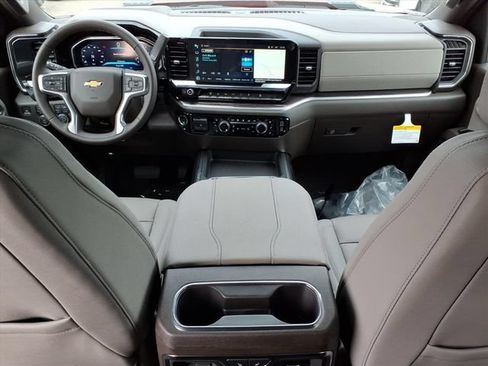 New 2026 Chevrolet Silverado 3500 LTZ w/ LTZ Plus Package AWD/4WD image 11