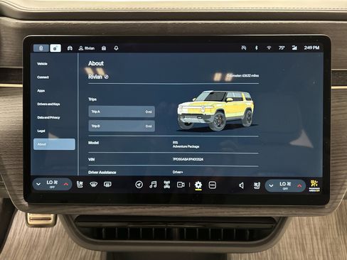 Used 2023 Rivian R1S Adventure AWD/4WD image 29