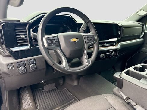 Certified 2024 Chevrolet Silverado 3500 LT image 9