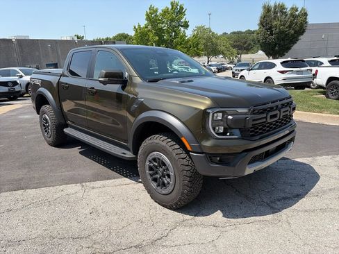 Used 2025 Ford Ranger Raptor AWD/4WD image 3