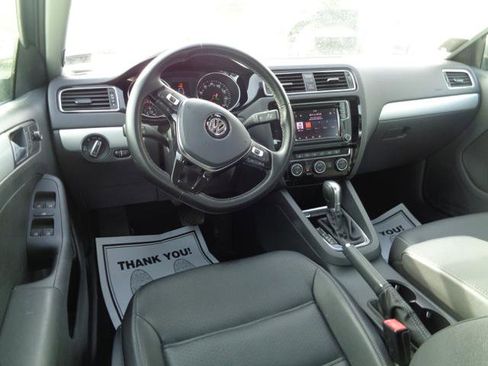 Used 2018 Volkswagen Jetta SEL image 17