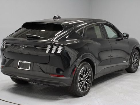 Used 2025 Ford Mustang Mach-E Premium AWD/4WD image 13