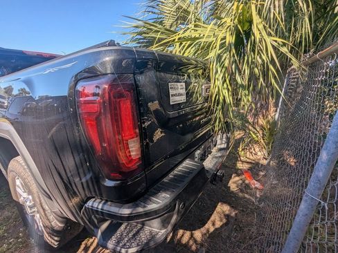 Certified 2023 GMC Sierra 3500 Denali w/ Technology Package image 9