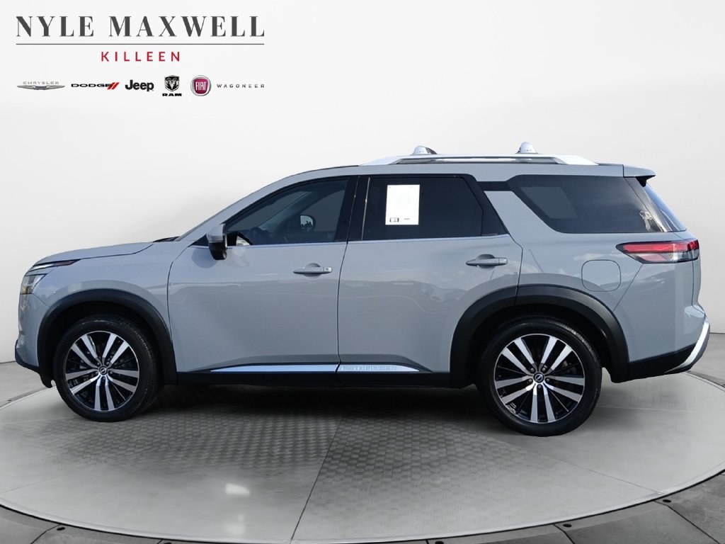 Used 2023 Nissan Pathfinder Platinum w/ Cargo Package FWD image 13
